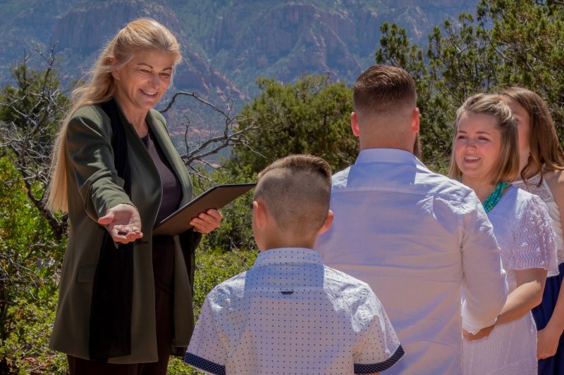 Leslie Sedona Wedding Minister Officiant